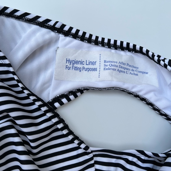 TIME AND TRU MISSY 1PC SWIMSUIT - Picture 8 of 12